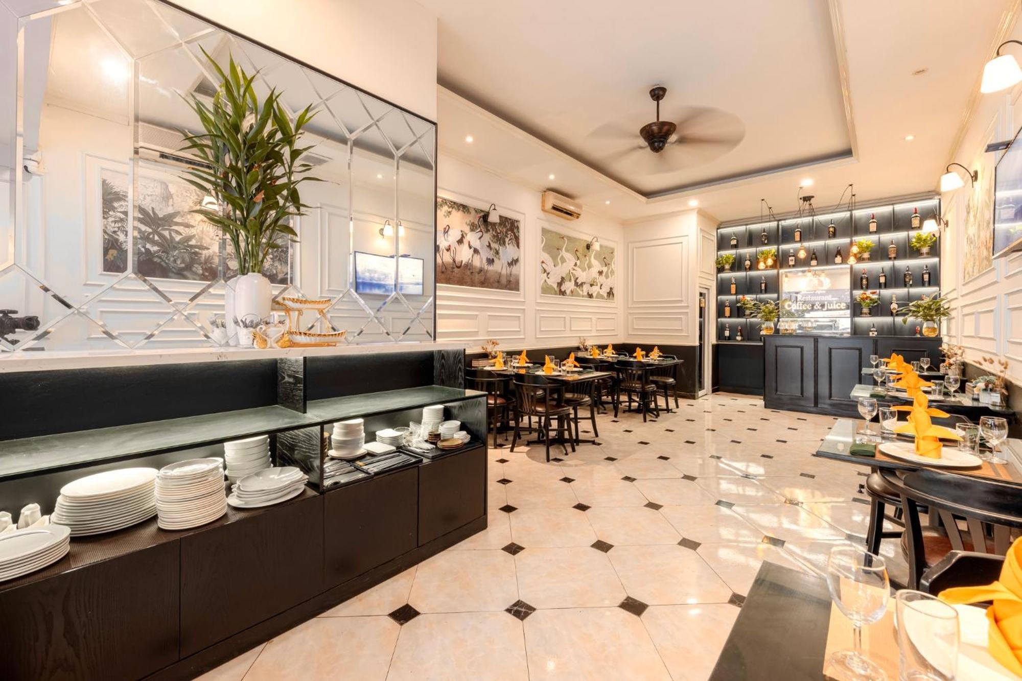 Hanoi Elpis Hotel & Spa Exterior photo