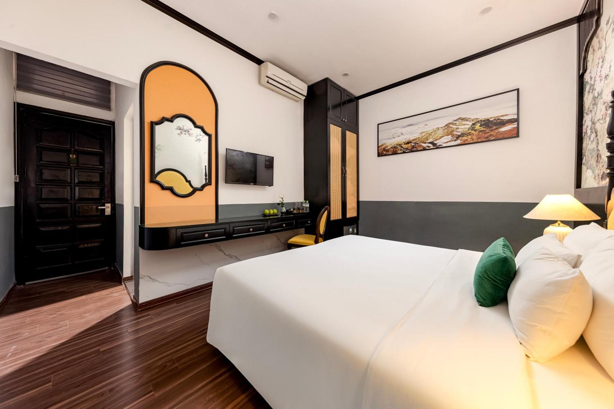 Hanoi Elpis Hotel & Spa Exterior photo