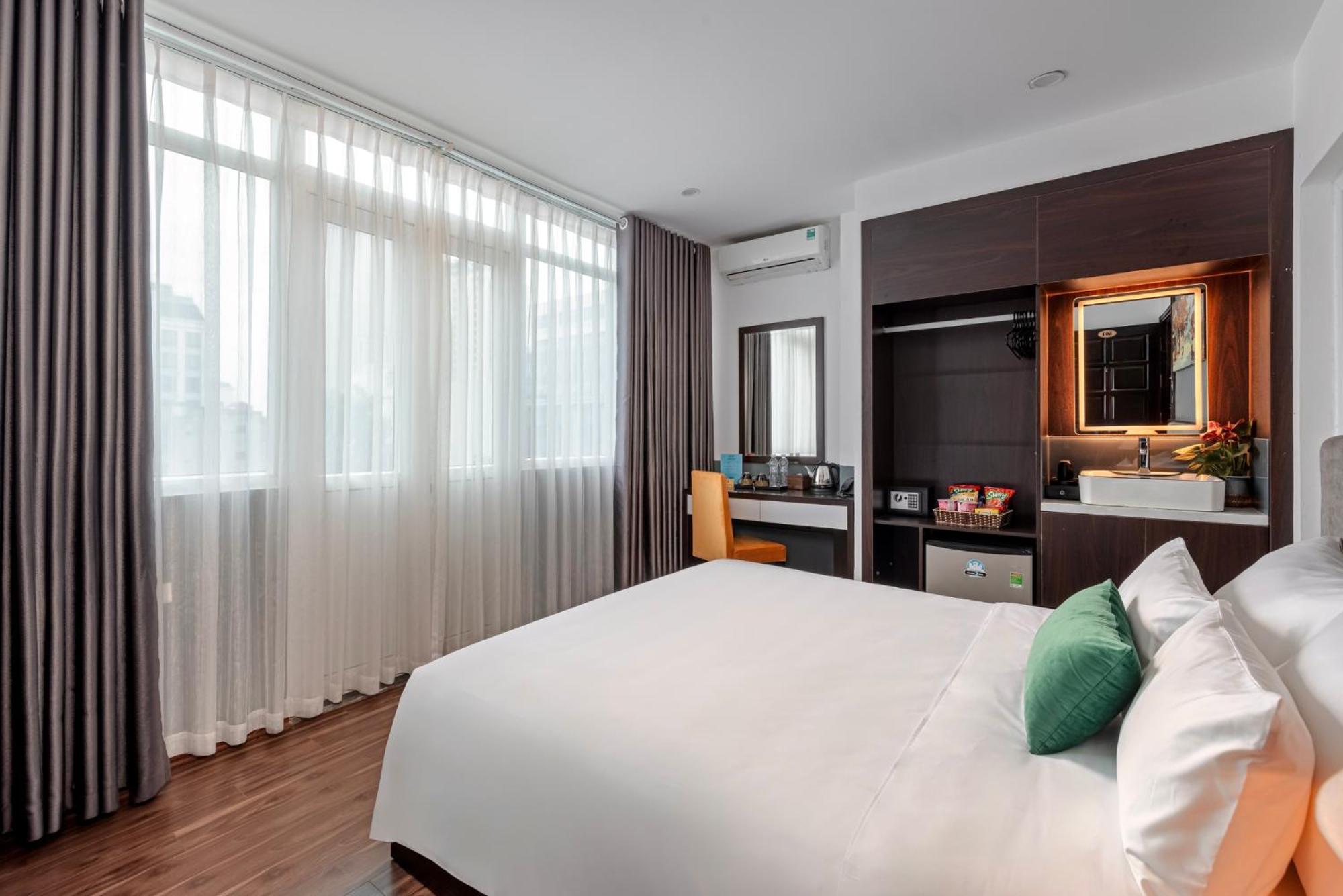 Hanoi Elpis Hotel & Spa Exterior photo