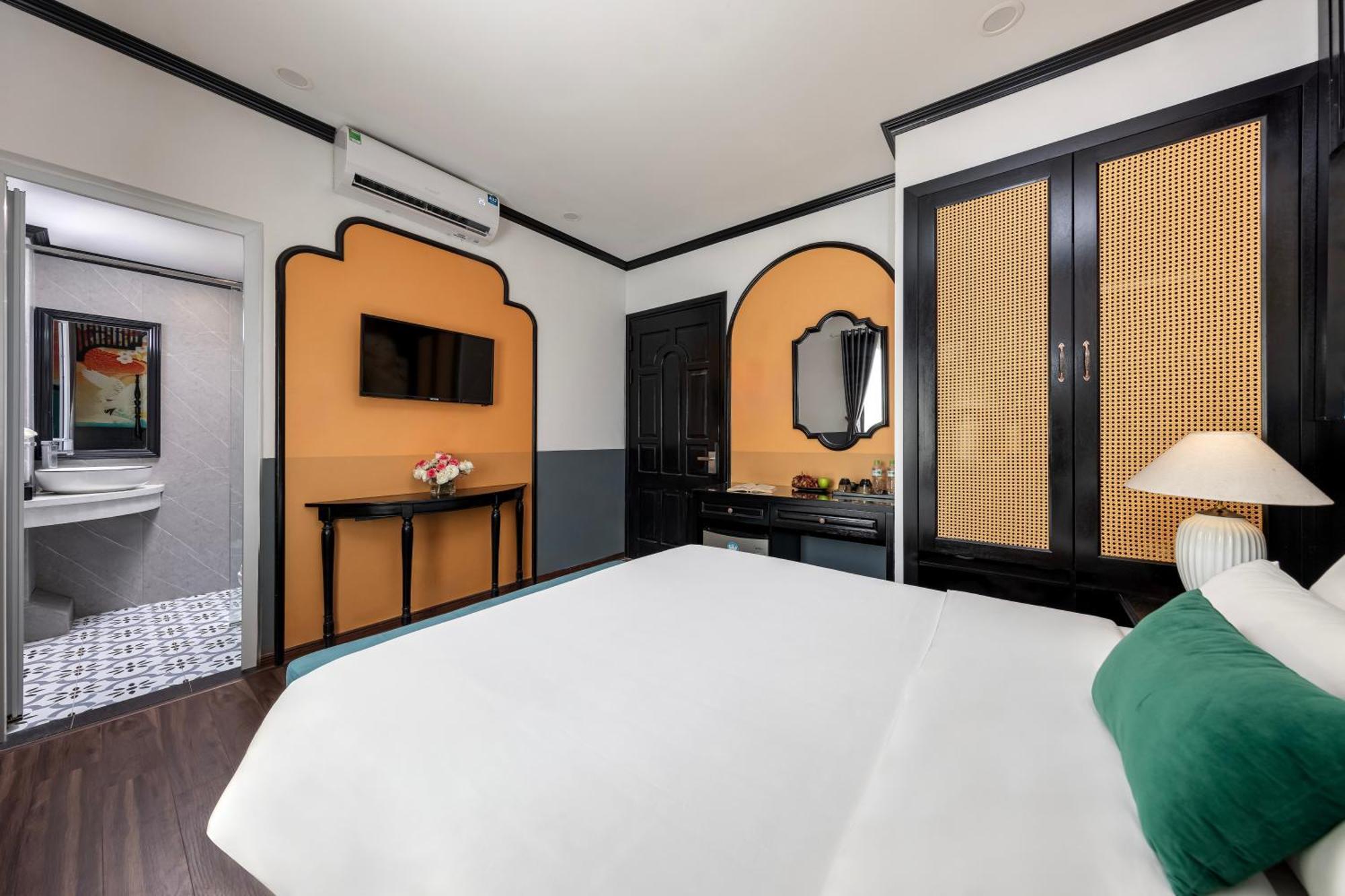 Hanoi Elpis Hotel & Spa Exterior photo